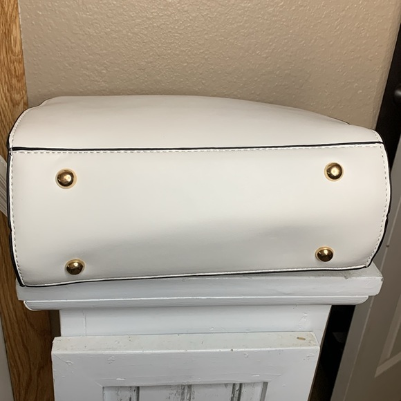 Danbaoly Cream Handbag NWT - Picture 4 of 7